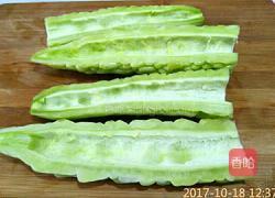 清炒苦瓜的做法图解3