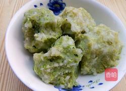白菜猪肉大葱饺子的做法图解1