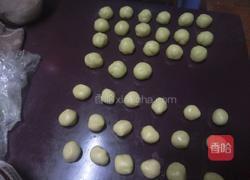 手工蛋黄酥的做法图解3