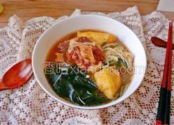 牛尾裙带金针菇豆泡汤
