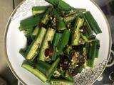 肉沫梅干菜炒秋葵