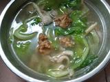 平菇酥肉汤