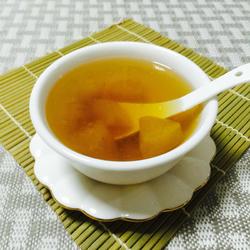 苹果梨雪莲子炖瘦肉汤的做法[图]