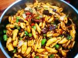陕西炒麻食