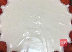 草莓慕斯蛋糕的做法图解4