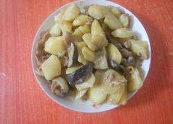 鸡腿肉蘑菇土豆