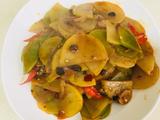 炝炒土豆莴笋片