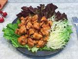甜辣味蜂蜜炸鸡沙拉