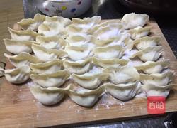 香菇猪肉饺子的做法图解5