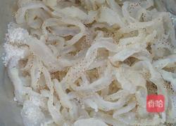 蒜苔拌海蜇的做法图解2