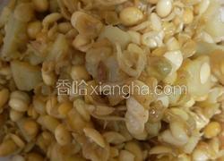 土豆炖黄豆芽