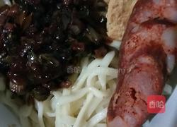 炸酱面加腊肠豆腐的做法图解4
