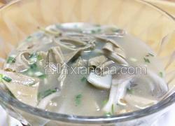 臭千张蘑菇汤 