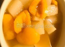 川贝枇杷雪梨羹