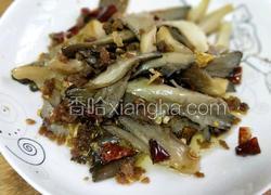 肉末炒平菇 