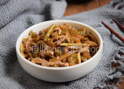 榨菜炒肉丝