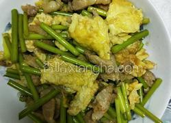 鸡蛋蒜薹炒肉