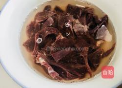 香辣猪肝面的做法图解2