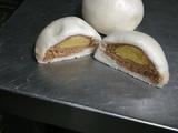 蛋黄椰蓉包的做法[图]