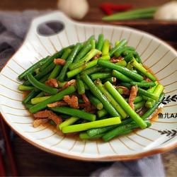 蒜苔炒肉