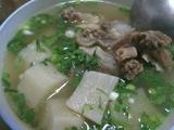 萝卜牛排骨清汤