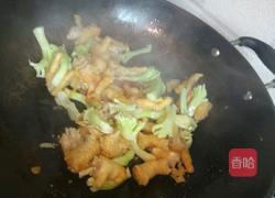 菜花梗炒鸡脚的做法图解7