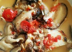 小番茄蘑菇花鲢鱼头汤