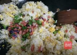 荷兰豆火腿蛋炒饭的做法图解9