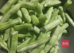 干煸四季豆的做法图解1