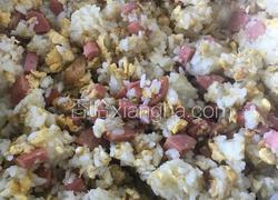 火腿肠蛋炒饭