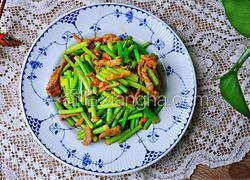 肉丝炒蒜苔