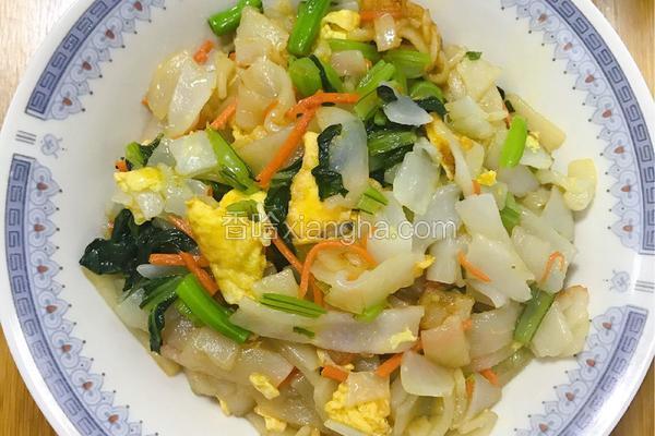 鸡蛋炒河粉