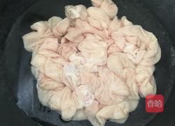 网红菜李子猪大肠的做法图解2