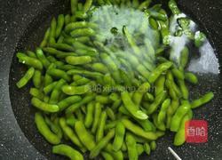 凉拌毛豆的做法图解2
