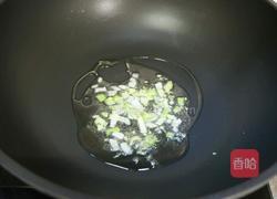 蒜苔炒蛋丝的做法图解3