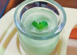 香蕉牛油果奶昔