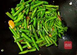 干煸四季豆的做法图解5