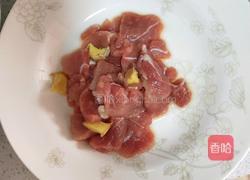 蒜苔炒肉的做法图解1