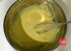 八寸心形戚风蛋糕的做法图解5