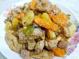 土豆胡萝卜炖鸡肉排骨