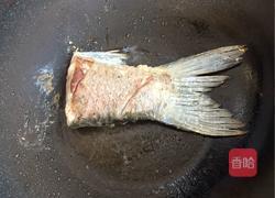 鱼汤的做法图解2