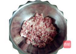 葱末肉丸蒸蛋的做法图解2