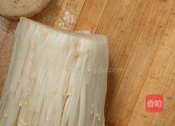 培根卷金针菇的做法图解1