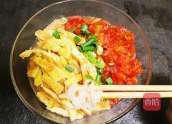 番茄鹅蛋黄瓜面的做法图解8