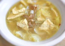 肉片白菜豆腐泡汤 