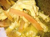 酸萝卜鸭掌汤