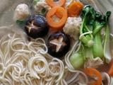 菌汤鸡丸面