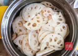 凉拌藕片的做法图解2