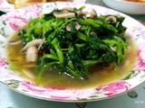 蘑菇清炒鸡毛菜的做法[图]