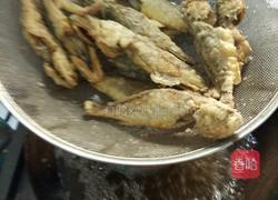 干炸黄花鱼的做法图解6